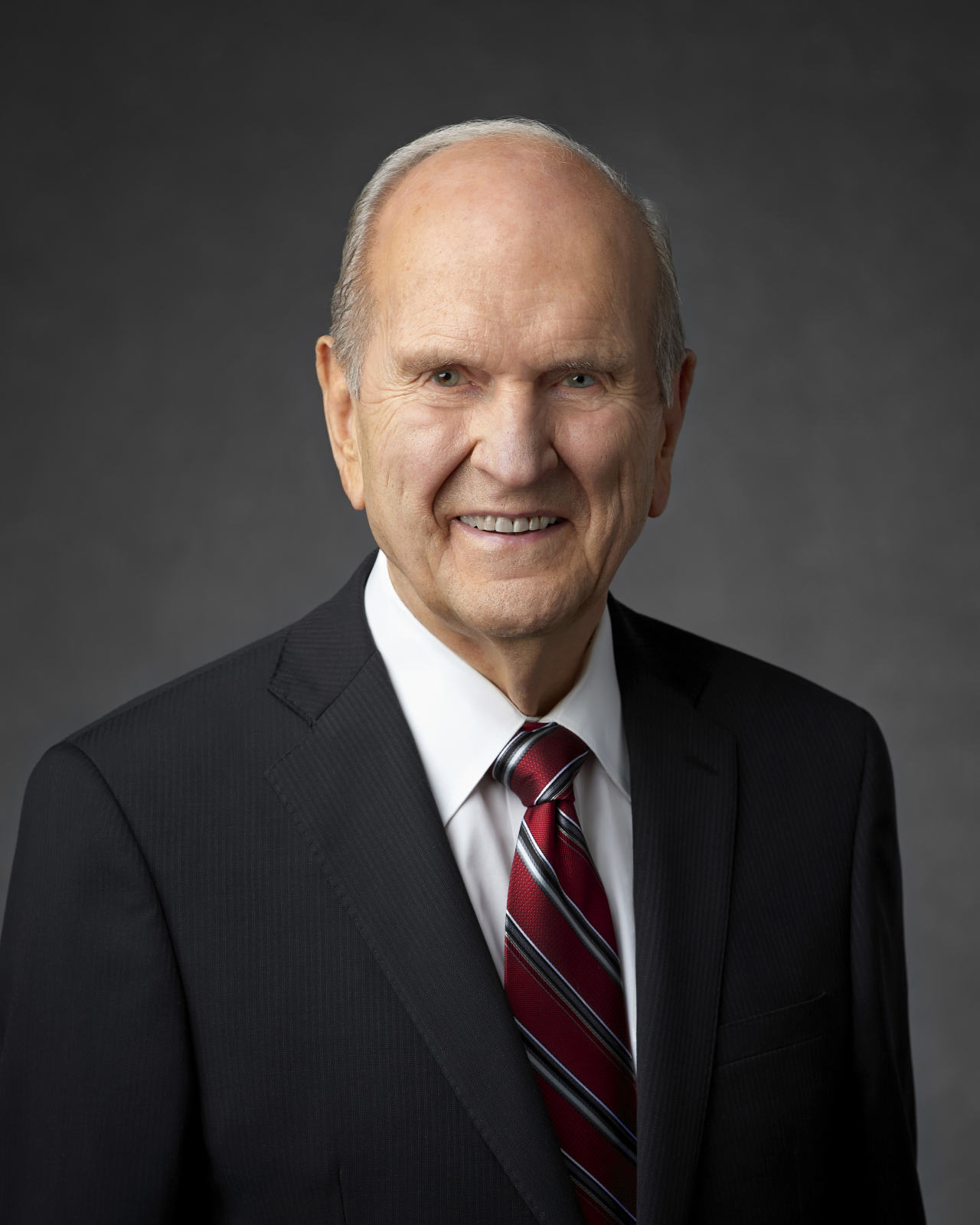 Russell M. Nelson nimetati Kiriku 17ndaks Presidendiks